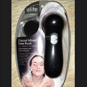 CHARCOAL INFUSED FACE POWER BRUSHES + TRAVEL BAG